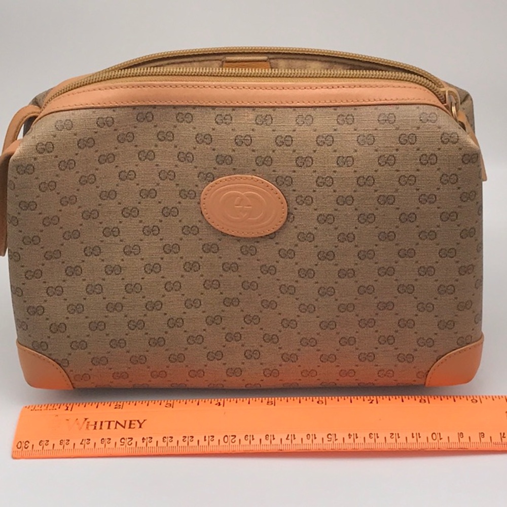 Gucci Brown Leather GG Unisex Toiletry Bag - Picture 16 of 16